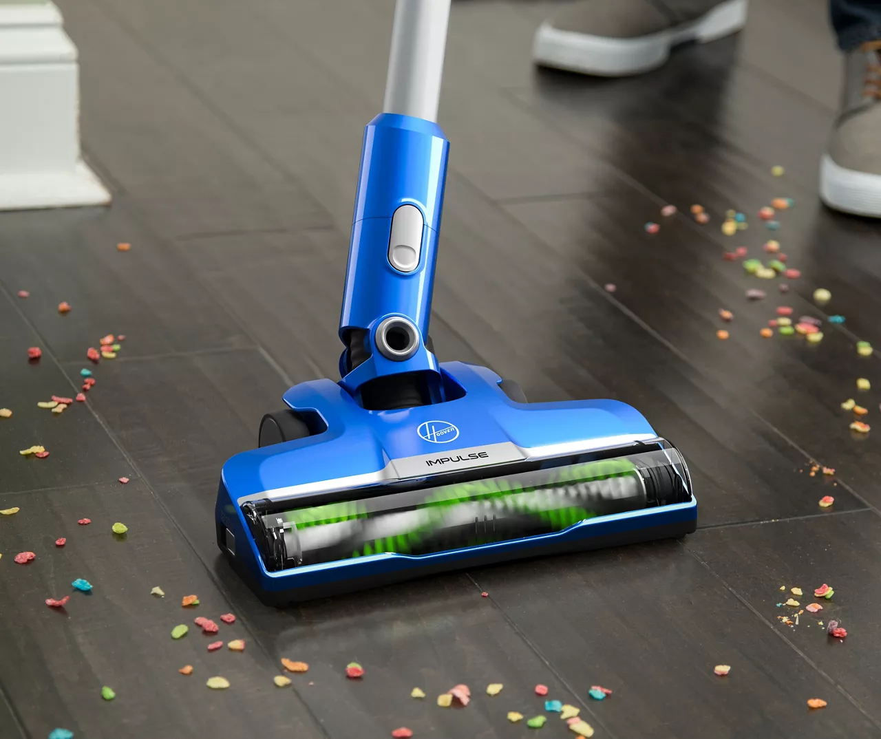 Hoover Impulse Cordless Stick Vacuum 2 Hoover Impulse Cordless Stick Vacuum - Image 2