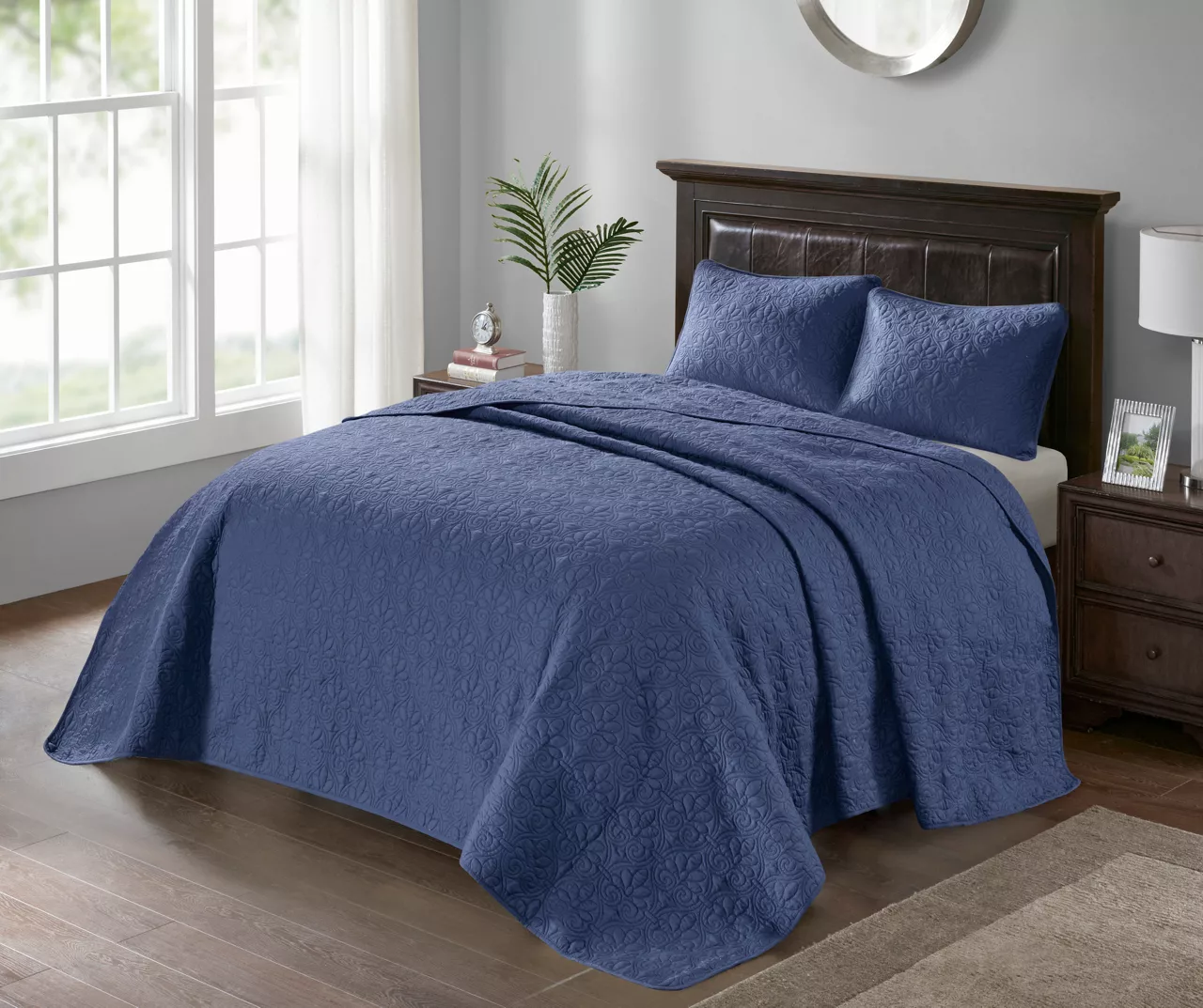 Vancouver Navy King 3-Piece Bedspread Set 4 Vancouver Navy King 3-Piece Bedspread Set - Image 4