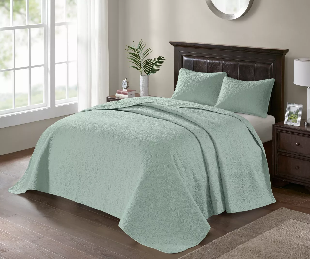 Vancouver Seafoam Full 3-Piece Bedspread Set 4 Vancouver Seafoam Full 3-Piece Bedspread Set - Image 4