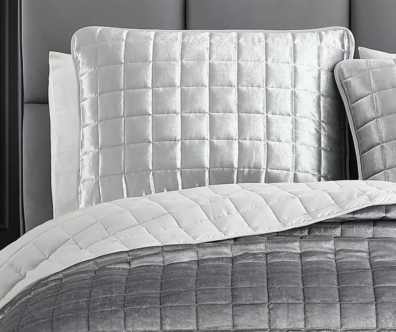 Square-Quilted Lyndon Coverlet Comforter Set 16 Square-Quilted Lyndon Coverlet Comforter Set - Image 16