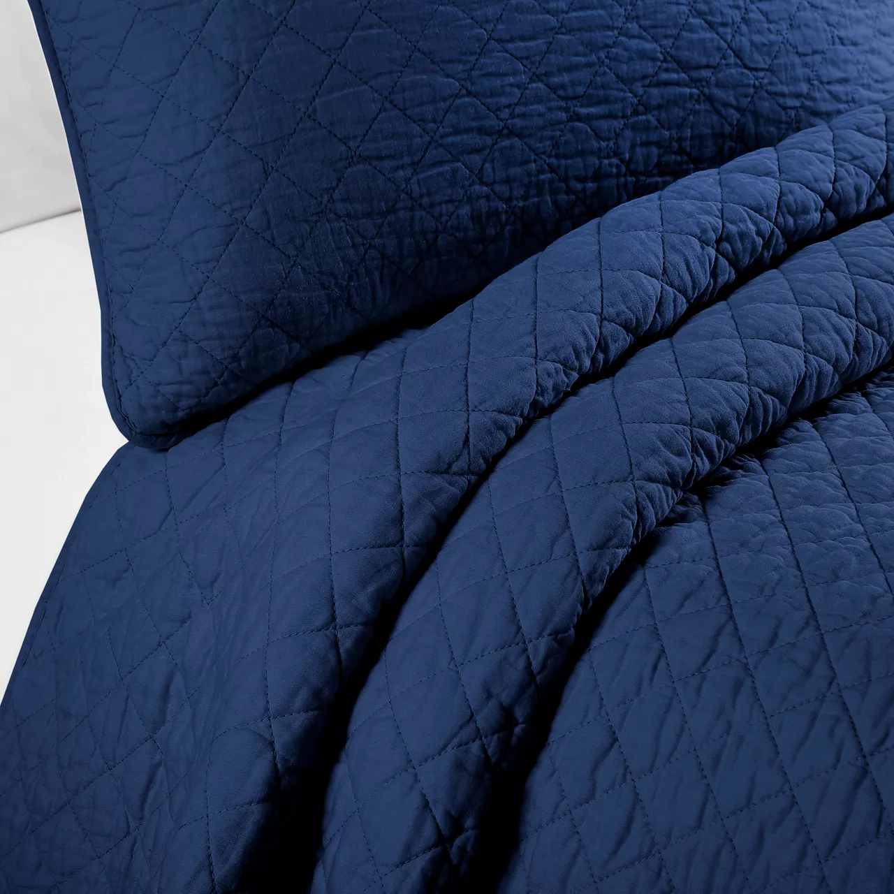 Ava Navy Diamond-Quilted Full/Queen 3-Piece Quilt Set 3 Ava Navy Diamond-Quilted Full/Queen 3-Piece Quilt Set - Image 3