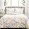 Aprile White & Yellow Floral Full/Queen 3-Piece Quilt Set