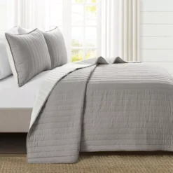 Light Gray Stripe All-Season Full/Queen 3-Piece Coverlet Quilt Set -Hoover Sales Store 810553265 2