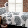 Shaila White & Blue Medallion King 3-Piece Quilt Set