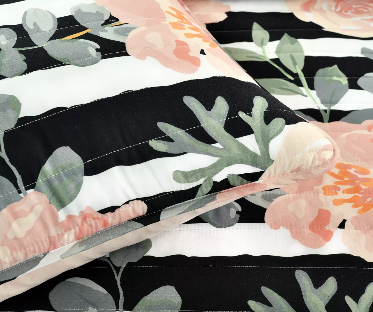 Amara Rose Stripe Reversible 5-Piece Quilt Set 4 Amara Rose Stripe Reversible 5-Piece Quilt Set - Image 4