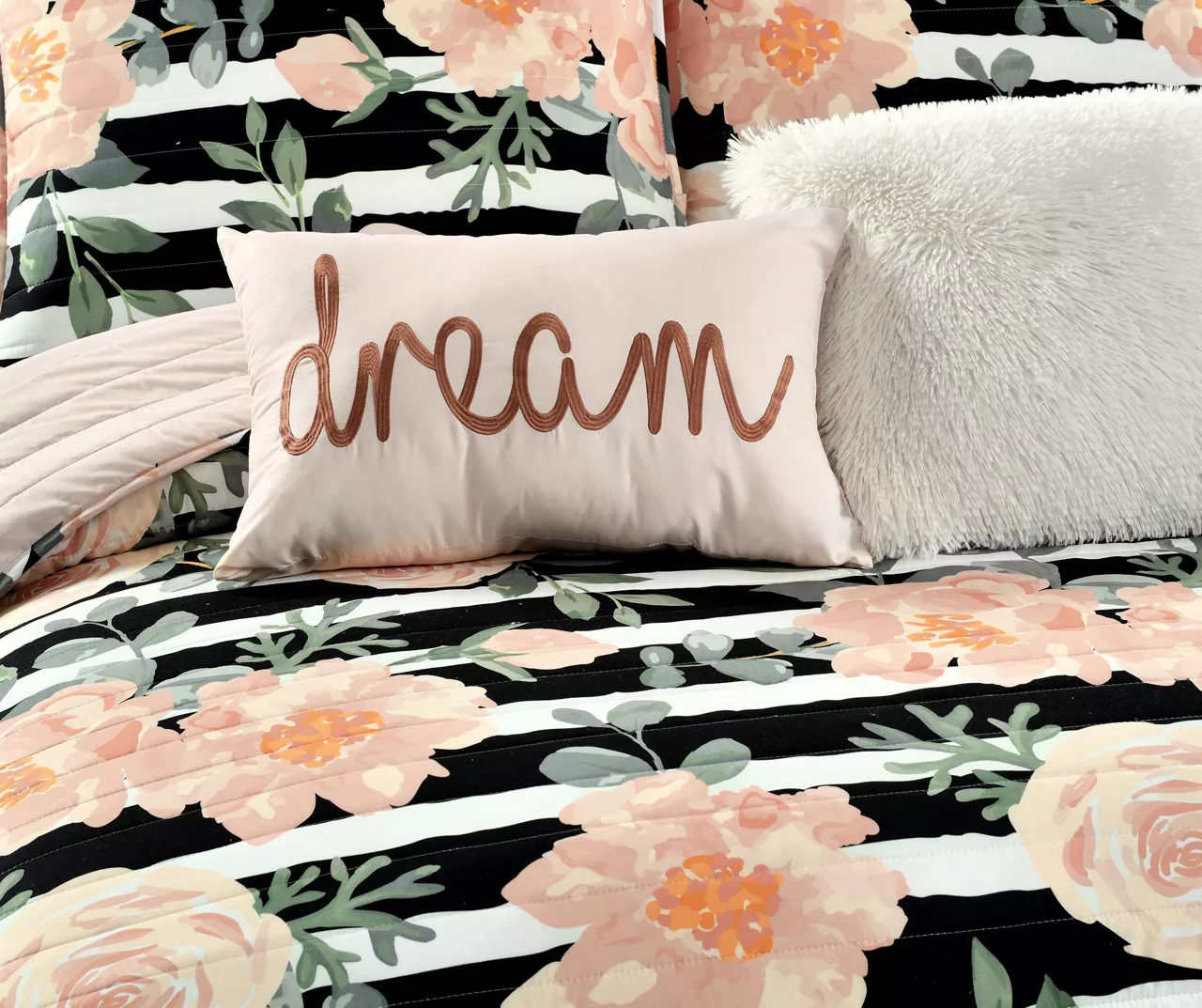 Amara Rose Stripe Reversible 5-Piece Quilt Set 9 Amara Rose Stripe Reversible 5-Piece Quilt Set - Image 9