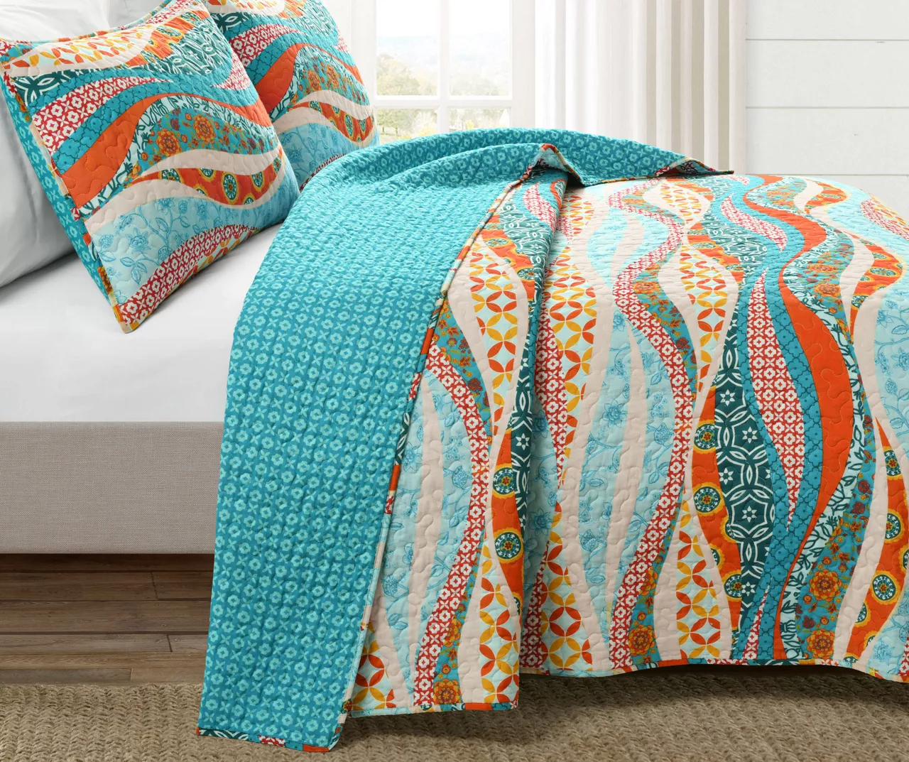 Hailey Turquoise & Orange Pattern Wave Reversible King 3-Piece Quilt Set 1 Hailey Turquoise & Orange Pattern Wave Reversible King 3-Piece Quilt Set
