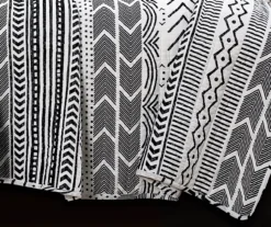 Hygge Black & White Geometric Reversible King 3-Piece Quilt Set 10 Hygge Black & White Geometric Reversible King 3-Piece Quilt Set -Hoover Sales Store 810553388 4