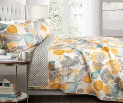 Layla Floral Reversible 3-Piece Quilt Set