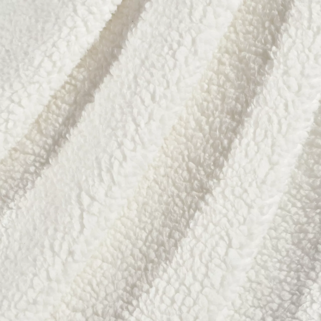 White Tassel-Fringe Sherpa Throw, (50" X 60") 5 White Tassel-Fringe Sherpa Throw, (50" X 60") - Image 5