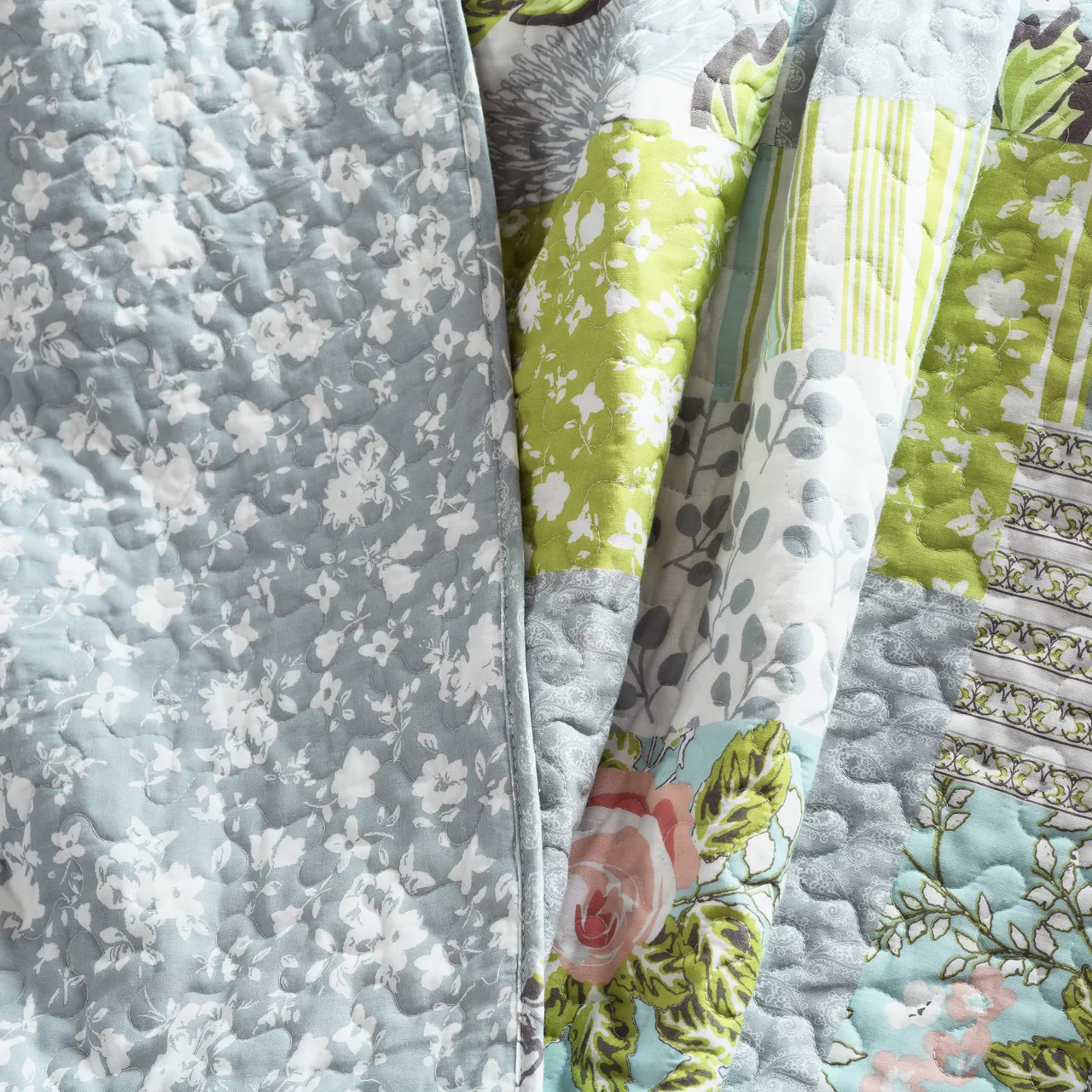 Blue & White Floral Patchwork Roesser Quilted Throw, (50" X 60") 2 Blue & White Floral Patchwork Roesser Quilted Throw, (50" X 60") - Image 2