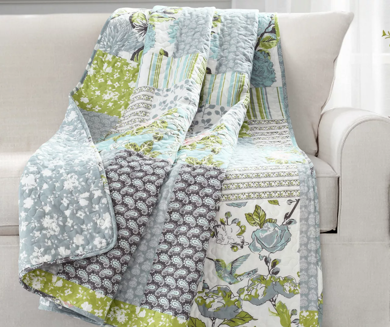 Blue & White Floral Patchwork Roesser Quilted Throw, (50" X 60") 1 Blue & White Floral Patchwork Roesser Quilted Throw, (50" X 60")