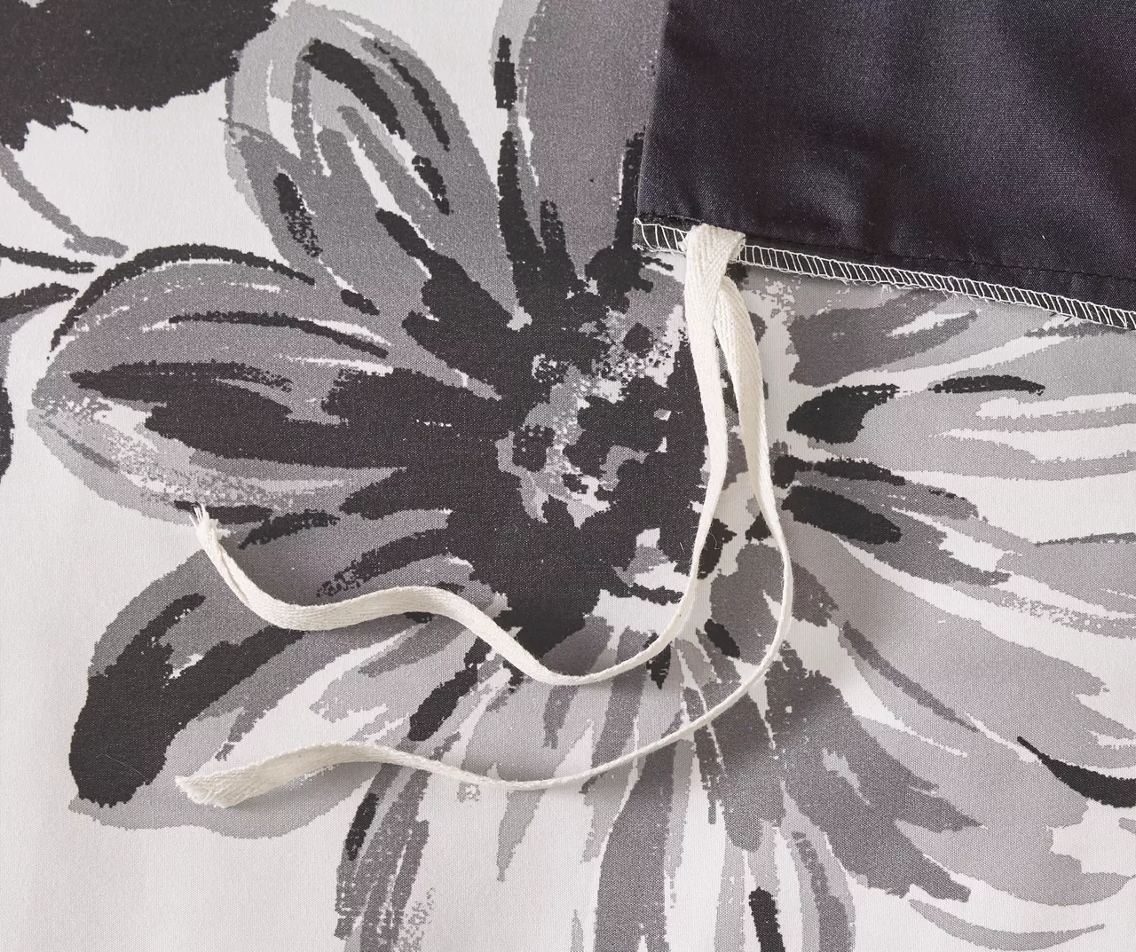 Hannah White & Black Floral Duvet Cover Set 10 Hannah White & Black Floral Duvet Cover Set - Image 10