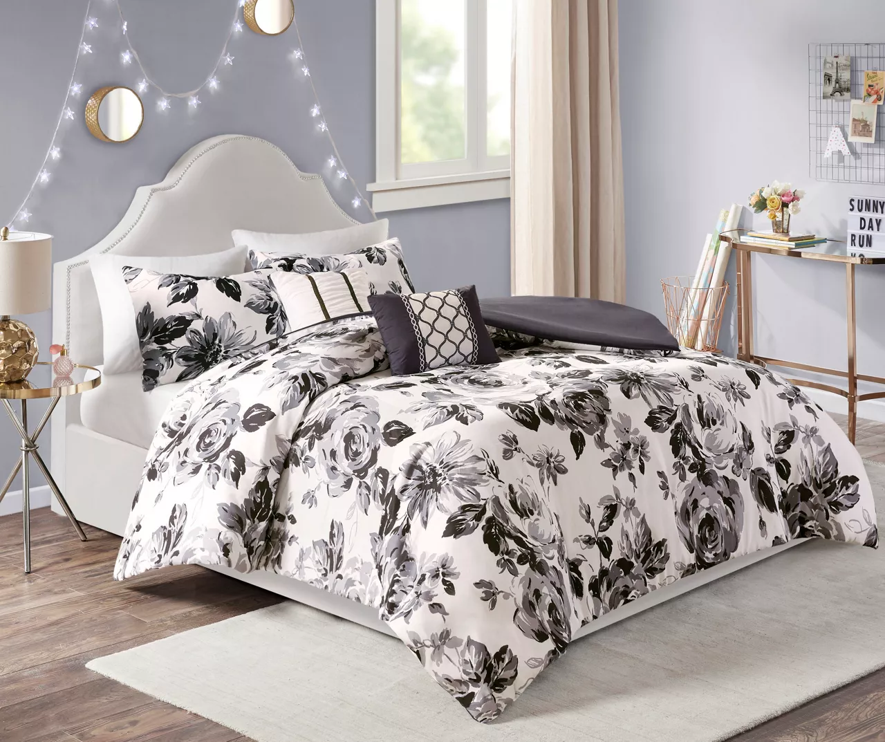 Hannah White & Black Floral Duvet Cover Set 2 Hannah White & Black Floral Duvet Cover Set - Image 2