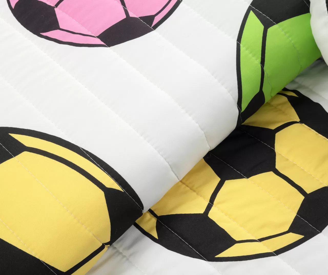 Lush Decor "Soccer" White, Turquoise & Pink Reversible Quilt Set 11 Lush Decor "Soccer" White, Turquoise & Pink Reversible Quilt Set - Image 11