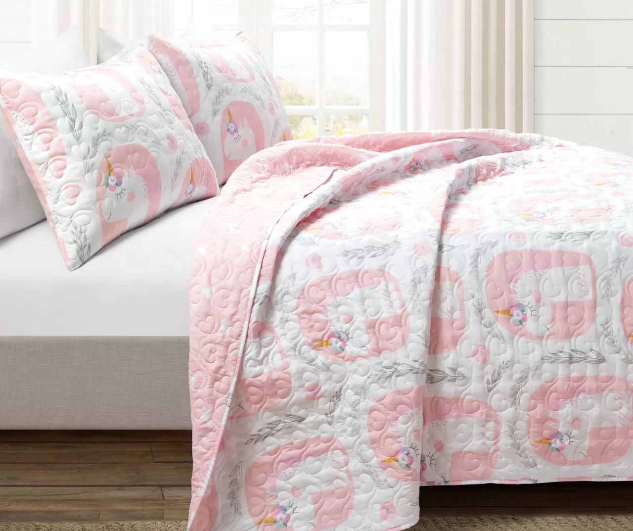 Lush Decor White & Pink Unicorn Reversible Quilt Set 8 Lush Decor White & Pink Unicorn Reversible Quilt Set - Image 8
