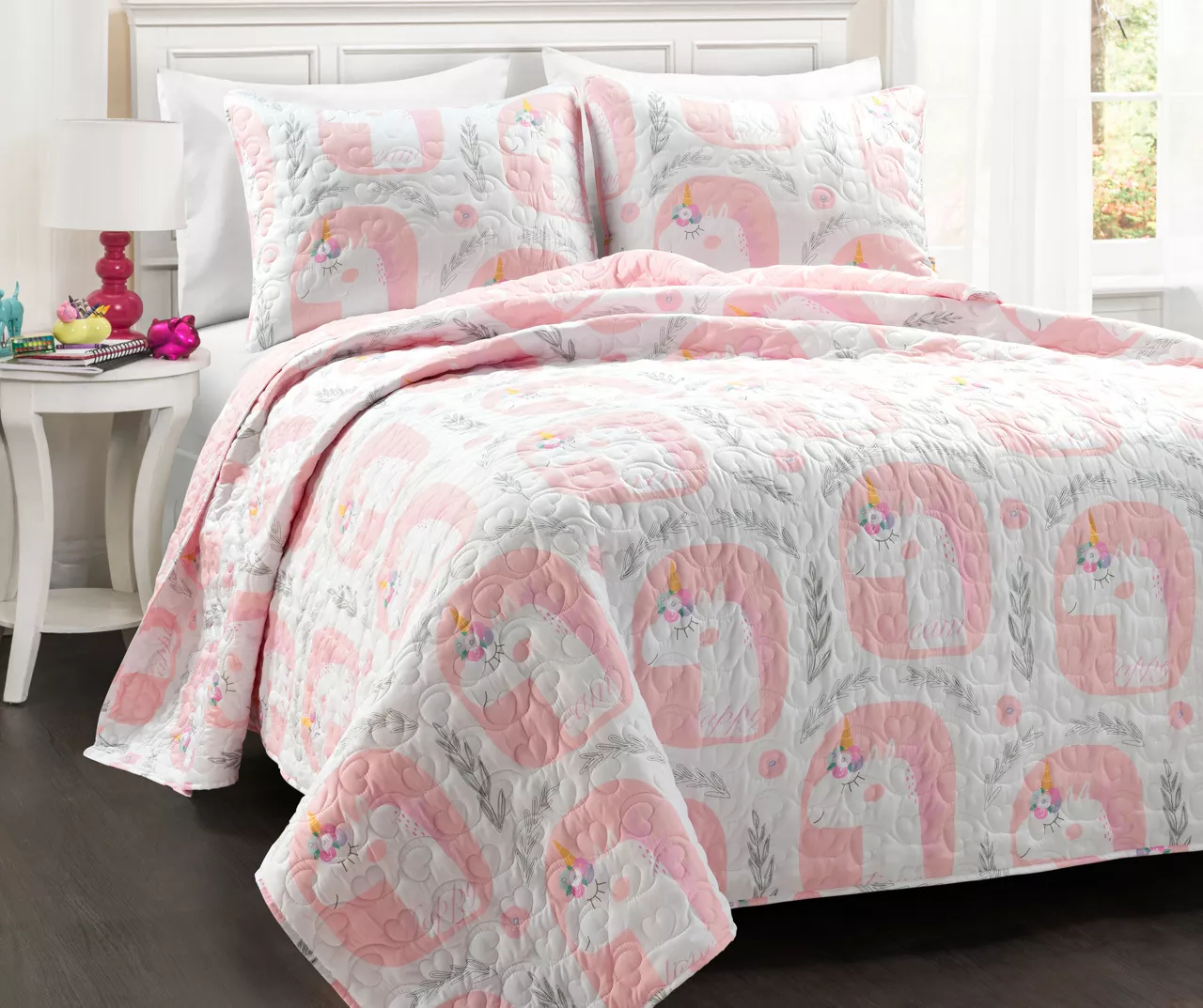 Lush Decor White & Pink Unicorn Reversible Quilt Set 2 Lush Decor White & Pink Unicorn Reversible Quilt Set - Image 2