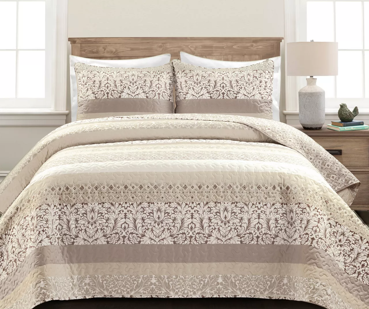 Tan & Beige Bohemian Pattern Stripe Reversible Full/Queen 3-Piece Quilt Set 1 Tan & Beige Bohemian Pattern Stripe Reversible Full/Queen 3-Piece Quilt Set