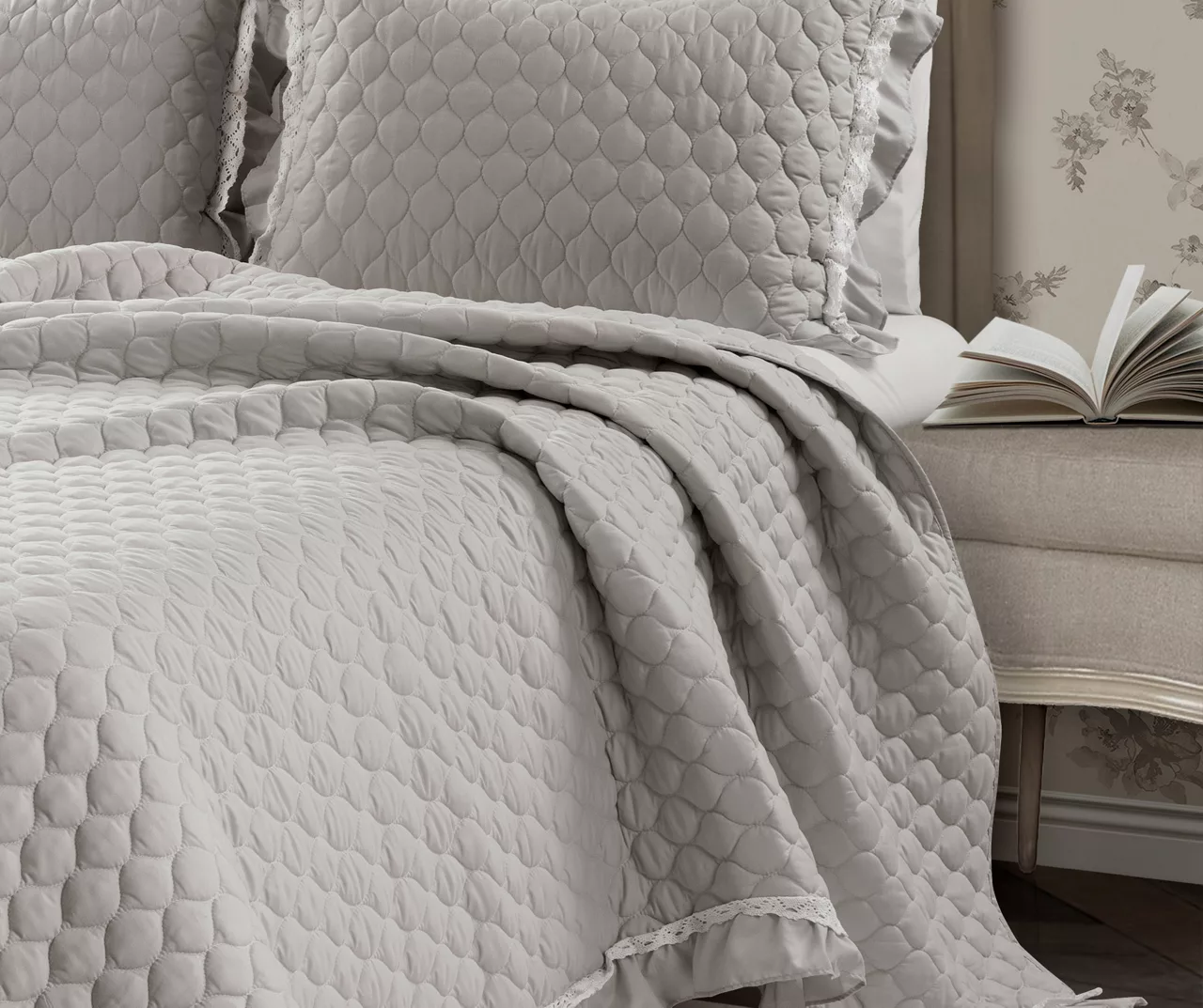 Ella Light Gray Ruffle & Lace-Trim Full/Queen 3-Piece Quilt Set 3 Ella Light Gray Ruffle & Lace-Trim Full/Queen 3-Piece Quilt Set - Image 3