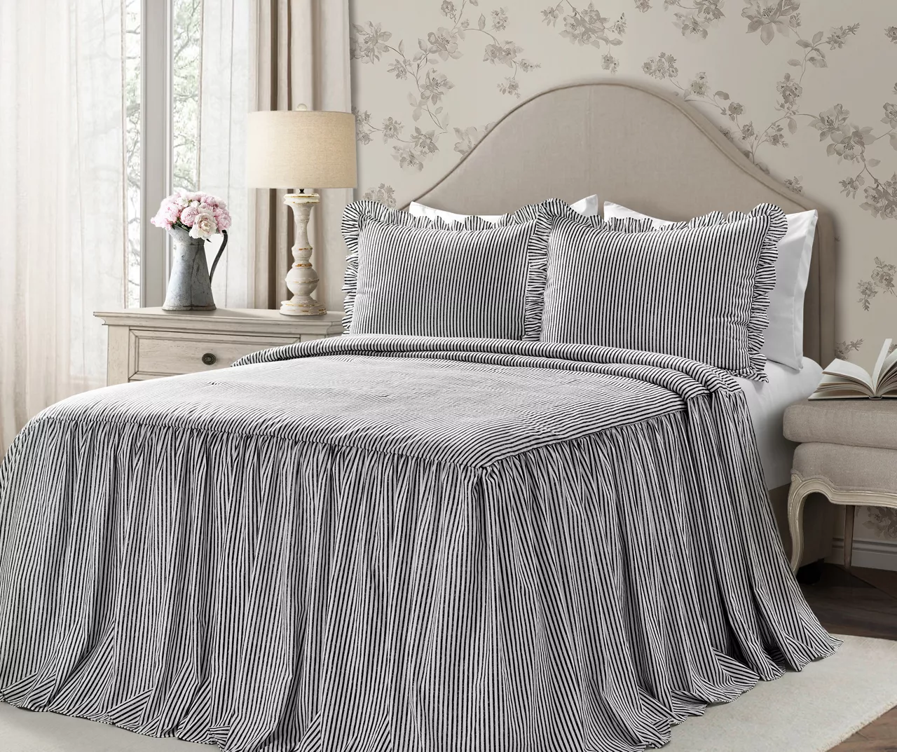 Lush Decor Pinstripe Bedspread Set 2 Lush Decor Pinstripe Bedspread Set - Image 2
