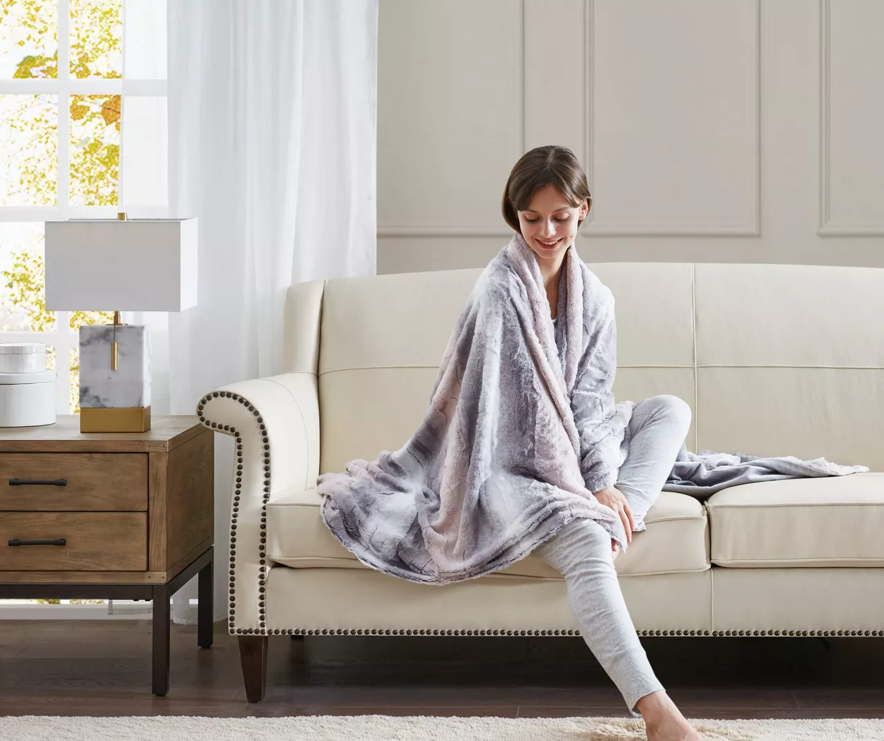 Marselle Stripe Oversize Faux Fur Throw, (60" X 70") 12 Marselle Stripe Oversize Faux Fur Throw, (60" X 70") - Image 12