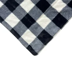 Black & White Buffalo Check Faux Fur Full/Queen Comforter 8 Black & White Buffalo Check Faux Fur Full/Queen Comforter -Hoover Sales Store 810617563 810617564 A8 3
